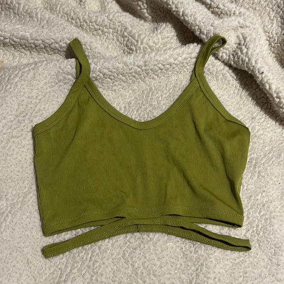 SHEIN Tops - crop top